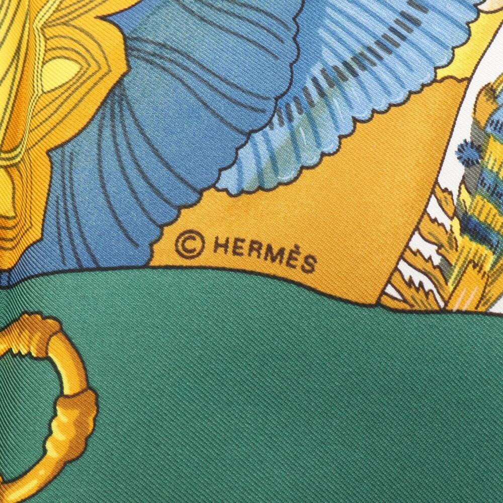 HERMES Green Silk Scarf - Picture 2 of 7